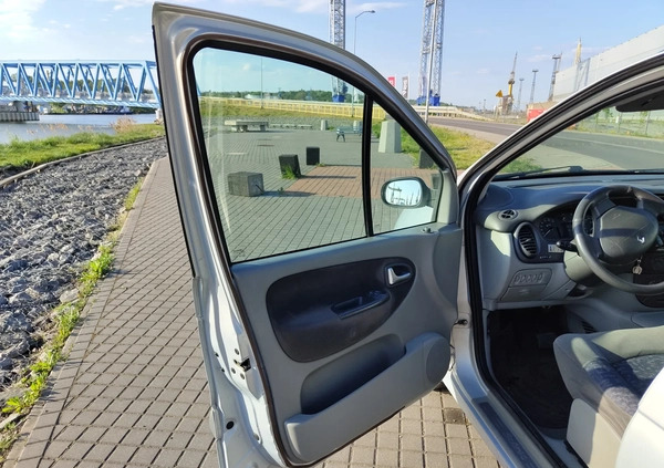 Renault Scenic cena 9000 przebieg: 128109, rok produkcji 2002 z Głuszyca małe 326